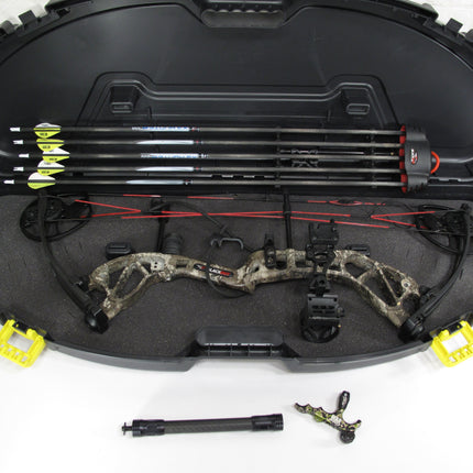 BlackOut Intrigue XST RH Compound Bow Package Camo Pattern 30/70# 19/31”