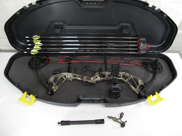 BlackOut Intrigue XST RH Compound Bow Package Camo Pattern 30/70# 19/31”