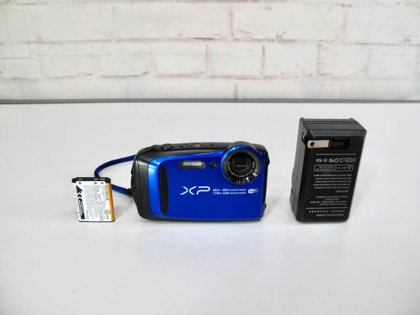 FUJI Fujifilm FinePix XP120 Digital Camera Blue WiFi