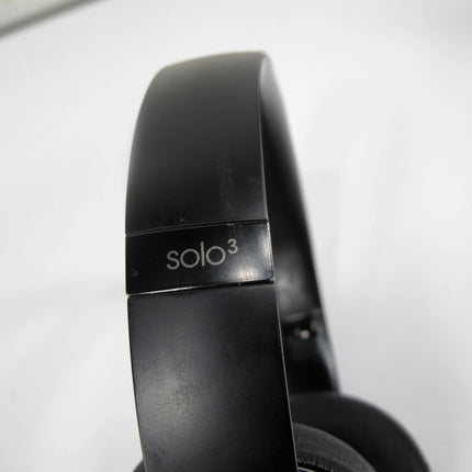 Beats Solo3 A1796 Bluetooth Wireless On Ear Headphones
