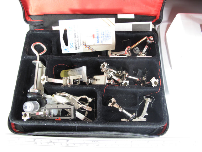 Bernina B380 221 Stitch Sewing & Quilting Machine w/ Binder Attachments & Accessories