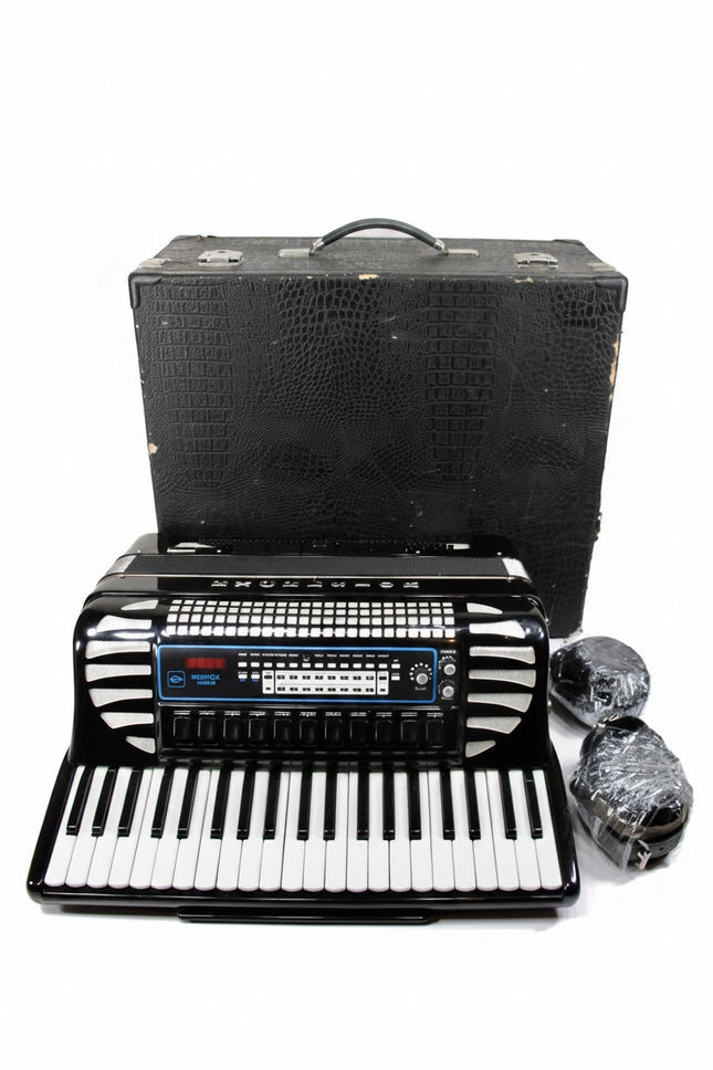 Excelsior 320M MIDIVOX Serie III 41 Key 4 Register 120 Bass Accordion