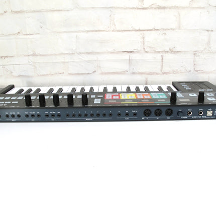 Arturia KEYSTEP-PRO 37 Key Polyphonic Sequencing Controller Keyboard