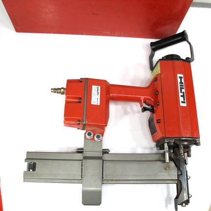 Hilti R4X12 Pneumatic Fastening Tool Air Nailer Steel Tagging W/ Heavy Duty Case