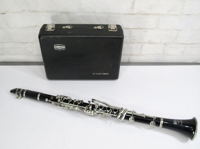 Bundy Resonite Bb Student Model Open Hole Clarinet w/ Mouthpiece