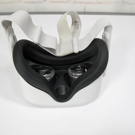 Meta Quest 2 128GB Advanced All-In-One Virtual Reality VR Headset Only KW49CM