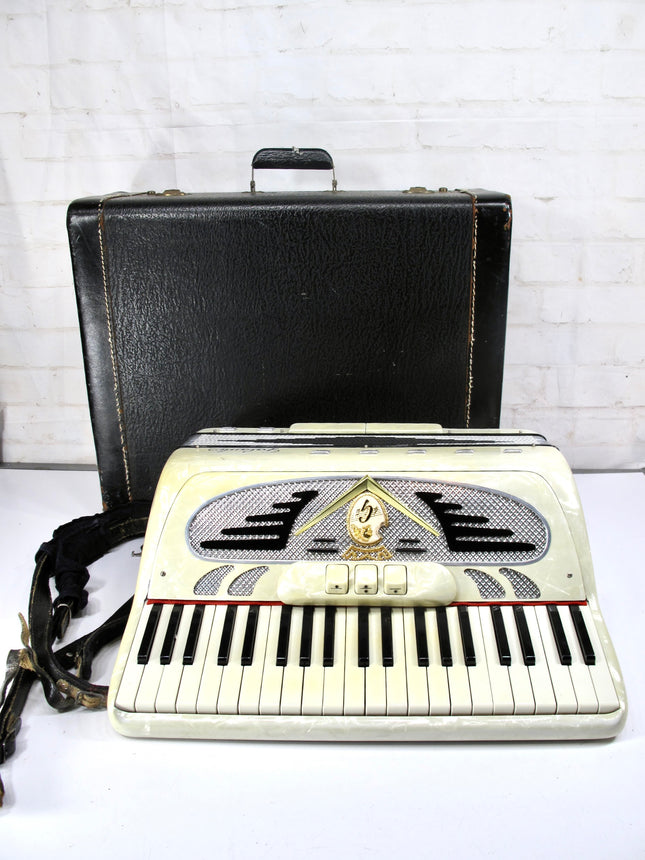Galanti Brothers Vintage 41 Key 120 Bass 3 Treble 2 Bass Register Accordion