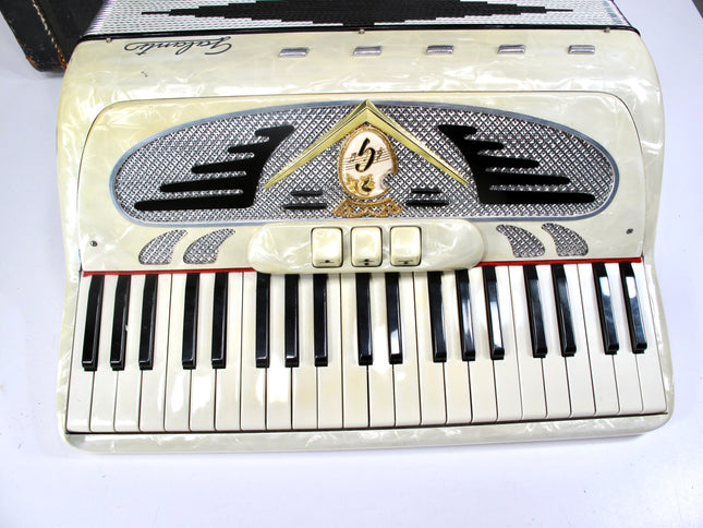Galanti Brothers Vintage 41 Key 120 Bass 3 Treble 2 Bass Register Accordion