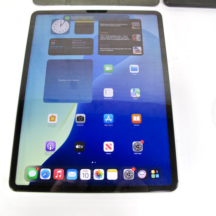 Apple iPad Pro 12.9-inch M2 6th Generation Silver A2764 128 GB Wi-Fi + 5G MP5Y3LL/A
