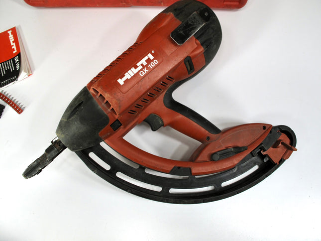 Hilti GX 100 Gas-Actuated Fastening Tool Concrete Nailer w/Case