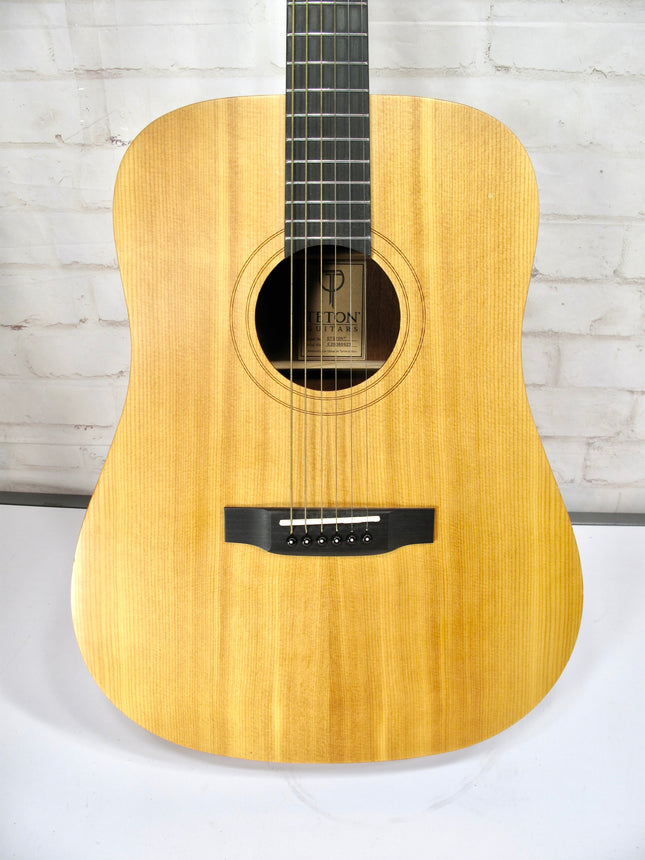Teton STS10NT Dreadnought Acoustic Guitar - Mahogany Back & Sides