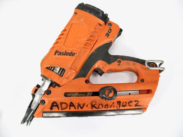 Paslode CF325Li Cordless 30 Degree Framing Nailer 902600 Li-Ion Gas Nail Gun