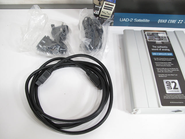 Universal Audio UAD-2 Satellite QUAD Core Firewire 800/400 DSP Accelerator