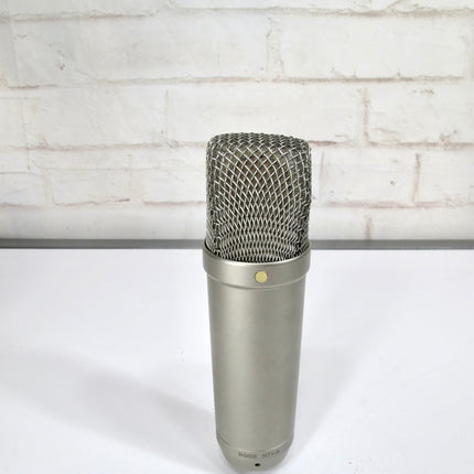 Rode NT1-A Multi Pattern Large Diaphragm Condenser Microphone