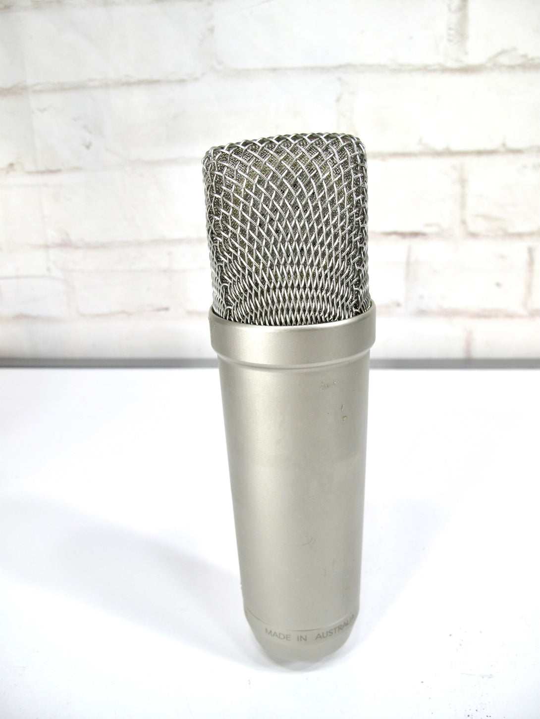 Rode NT1-A Multi Pattern Large Diaphragm Condenser Microphone – ZeereeZ