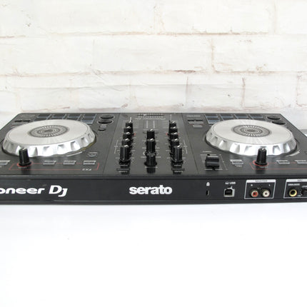 Pioneer DJ DDJ-SB3 Black 2-Channel 2-Deck Serato DJ Controller Interface
