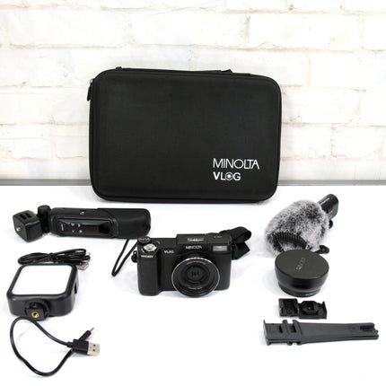 Minolta MND60V 64 MP Autofocus / 4K60FPS Ultra HD VLOG Camera Kit