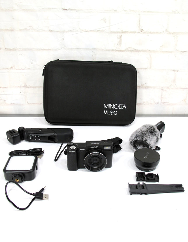 Minolta MND60V 64 MP Autofocus / 4K60FPS Ultra HD VLOG Camera Kit