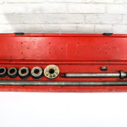 Lisle 18000 Universal Camshaft Bearing Tool Set  1.1 25" to 2.69"