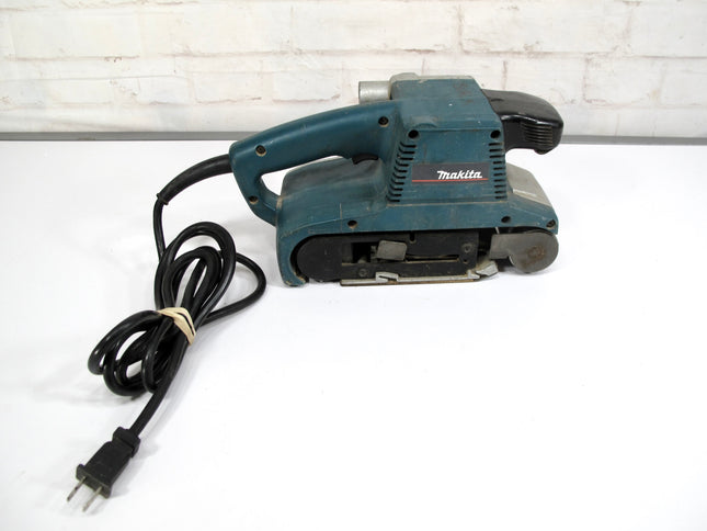 Makita 9902 3x21 1010 Watt Heavy Duty Belt Sander