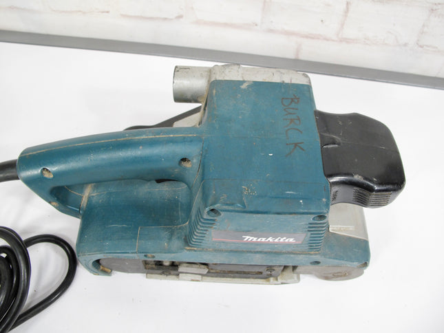 Makita 9902 3x21 1010 Watt Heavy Duty Belt Sander