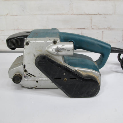 Makita 9902 3x21 1010 Watt Heavy Duty Belt Sander