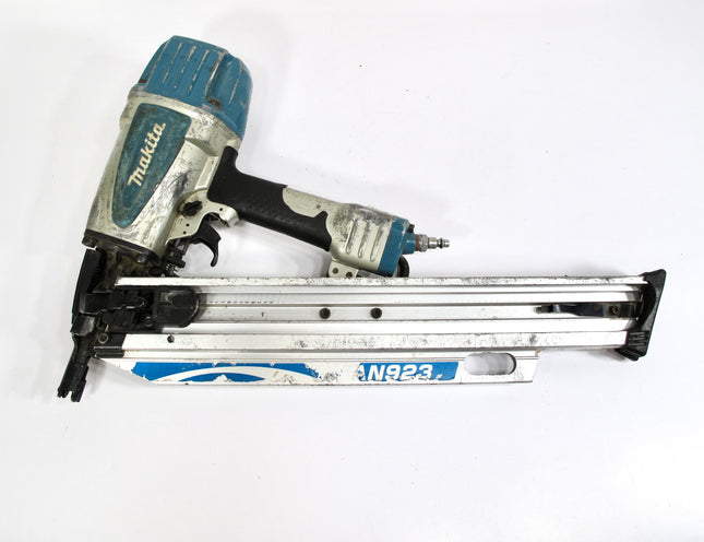 Makita AN923 3-1/2" 21° Full Round Head Pneumatic Air Framing Nailer
