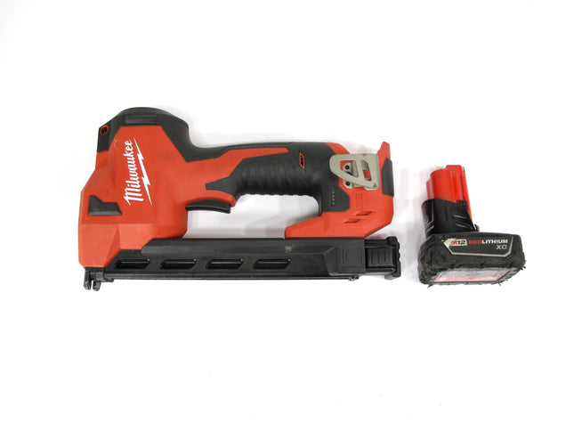 Milwaukee 2448-20 M12 12-Volt Lithium-Ion Cordless Cable Stapler
