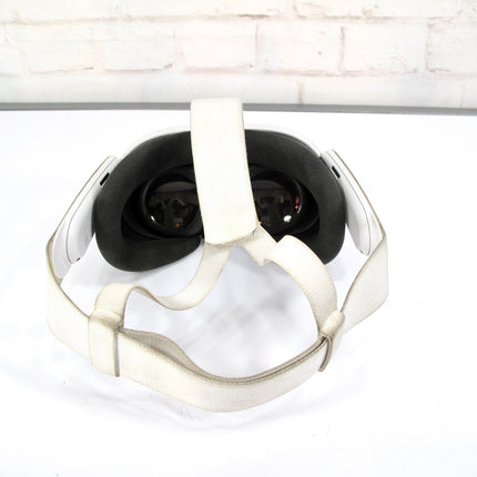 Meta Quest 3 128GB Standalone All-in-One VR Headset S3A Headset Only