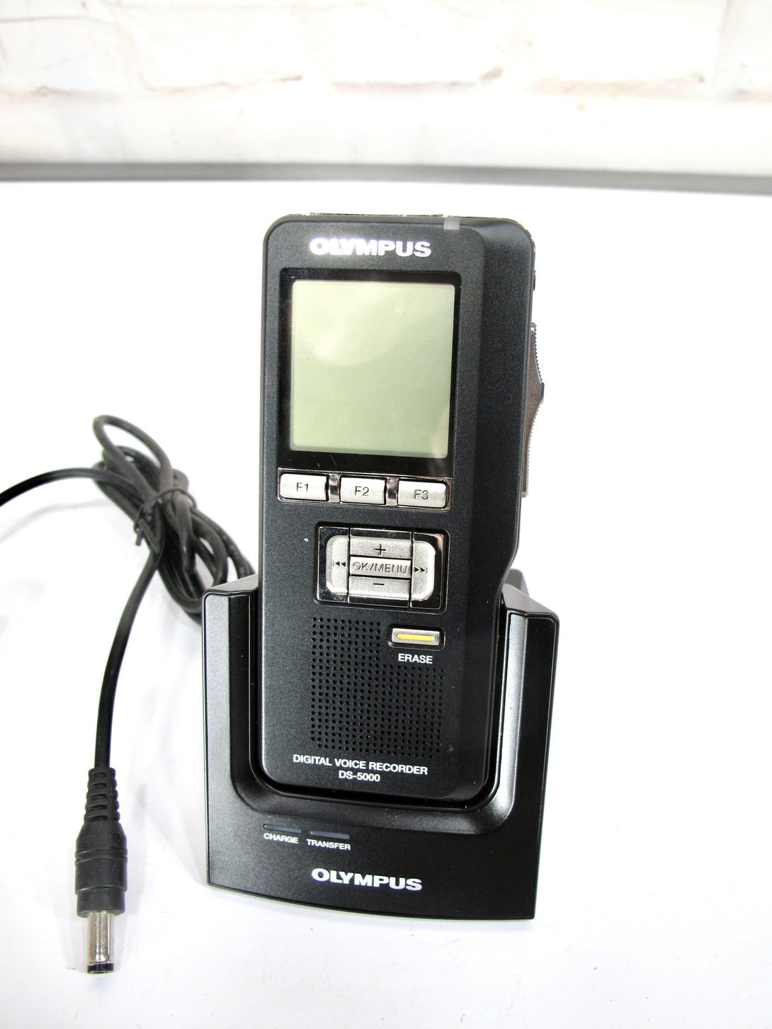 Olympus DS-5000 Digital SD Card Voice Recorder w/ Charging CR10 Cradle ...