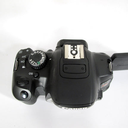 Canon EOS Rebel T4i / EOS 650D 18.0 MP Digital SLR Camera