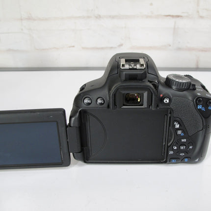 Canon EOS Rebel T4i / EOS 650D 18.0 MP Digital SLR Camera