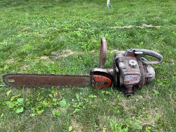 Mall 2MG 1960s 24 Inch Bar  6.45 cu in Heavy Duty Vintage Chainsaw