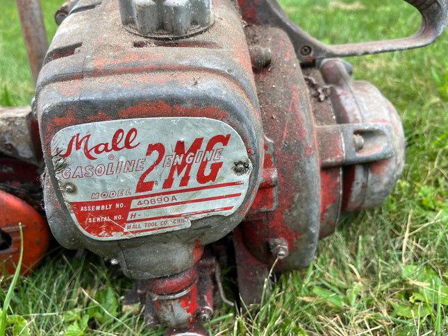 Mall 2MG 1960s 24 Inch Bar  6.45 cu in Heavy Duty Vintage Chainsaw