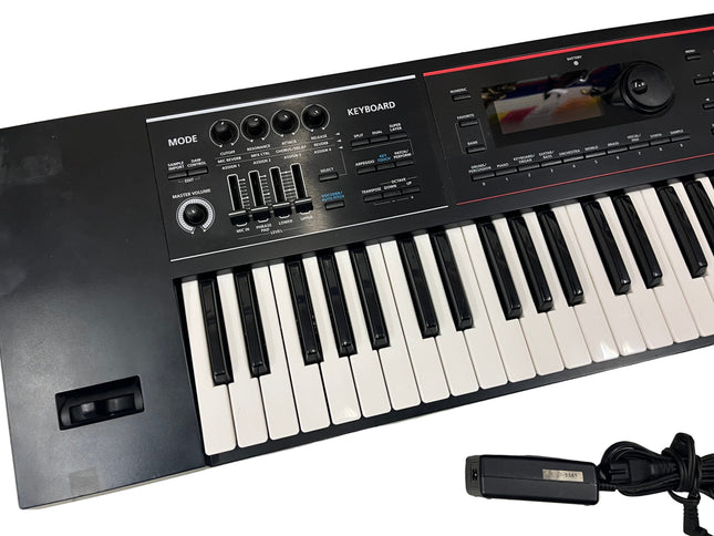 Roland JUNO-DS61 61-Key Keyboard Synthesizer w/ Vocal Effects