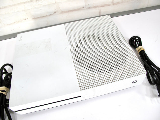 Microsoft Xbox 1681 White 1TB Video Game Console