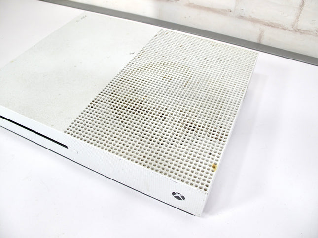 Microsoft Xbox 1681 White 500GB Video Game Console