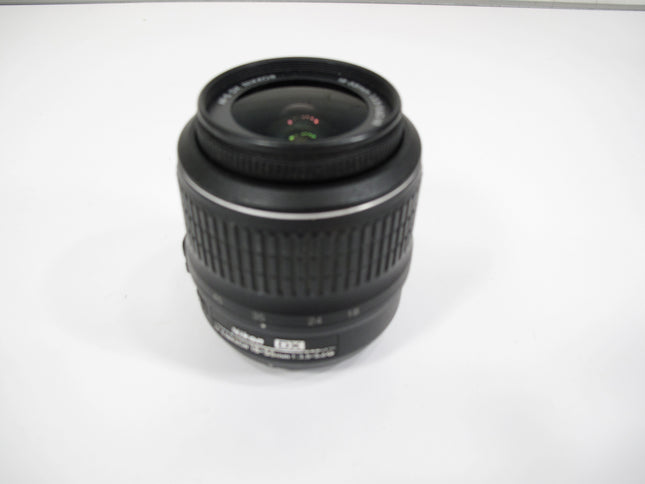 Nikon 18-55mm DX f/3.5-5.6 G VR Aspherical Camera Zoom Lens
