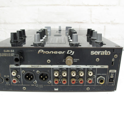 Pioneer DJM-S3 Scratch Style 2-Channel DJ mixer for Serato DJ Pro Systems
