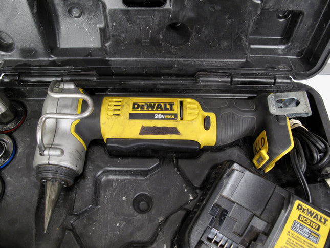 DEWALT DCE400D1 20-Volt Max Lithium Ion Cordless PEX Expansion Tool Kit