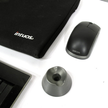 Wacom Intuos 3 Drawing Tablet PTZ-630 w/ Mouse, Pen, and Accessories