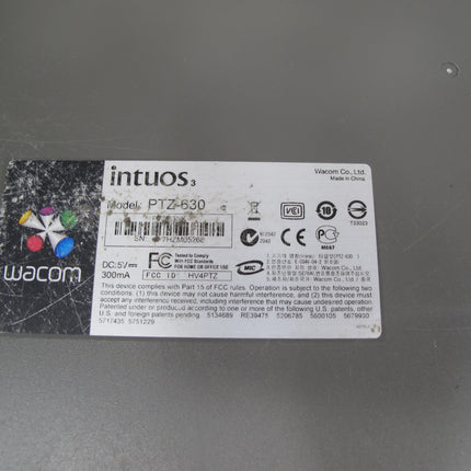 Wacom Intuos 3 Drawing Tablet PTZ-630 w/ Mouse, Pen, and Accessories