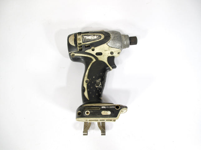 Makita BTD142 Cordless 1/4" Hex 18V Li-Ion Impact Driver