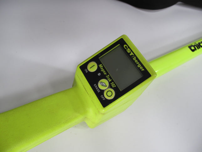 CST/berger 19-557 Magna-Trak MT 102 Magnetic Locator with Soft Case