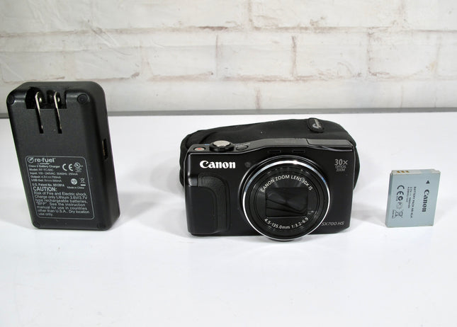 Canon PowerShot SX700 HS 16.1MP 30x Black Compact Digital Camera