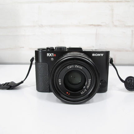 Sony DSC-RX1RM2 RX1RII 42.4MP Digital Camera w/ 35mm f/2 Lens