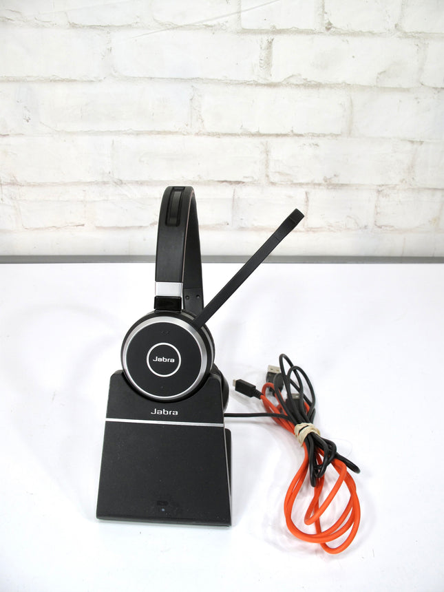 Jabra Evolve 65 UC Wireless Bluetooth Headset + E65 Charging Stand DIV010