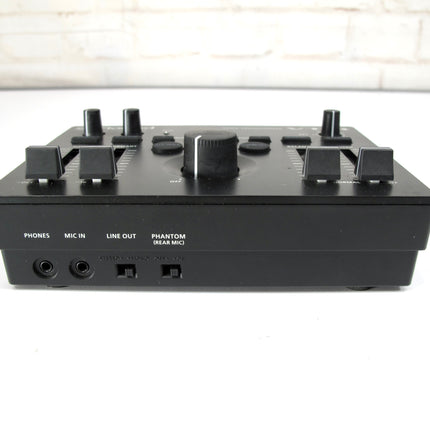 Roland VT-4 Voice Transformer & Effects Processor Auto Tune Vocal Processor