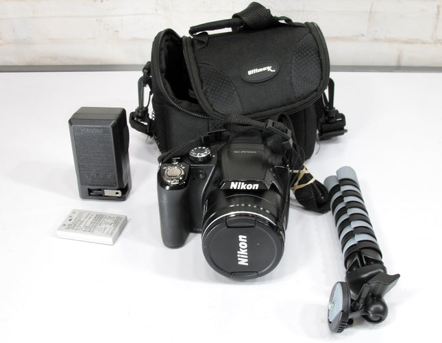 Nikon COOLPIX P90 12.1 MP 24X Zoom Digital Camera