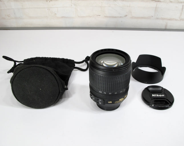 Nikon 18-105mm f/3.5-5.6G ED DX VR AF-S Zoom Camera Lens